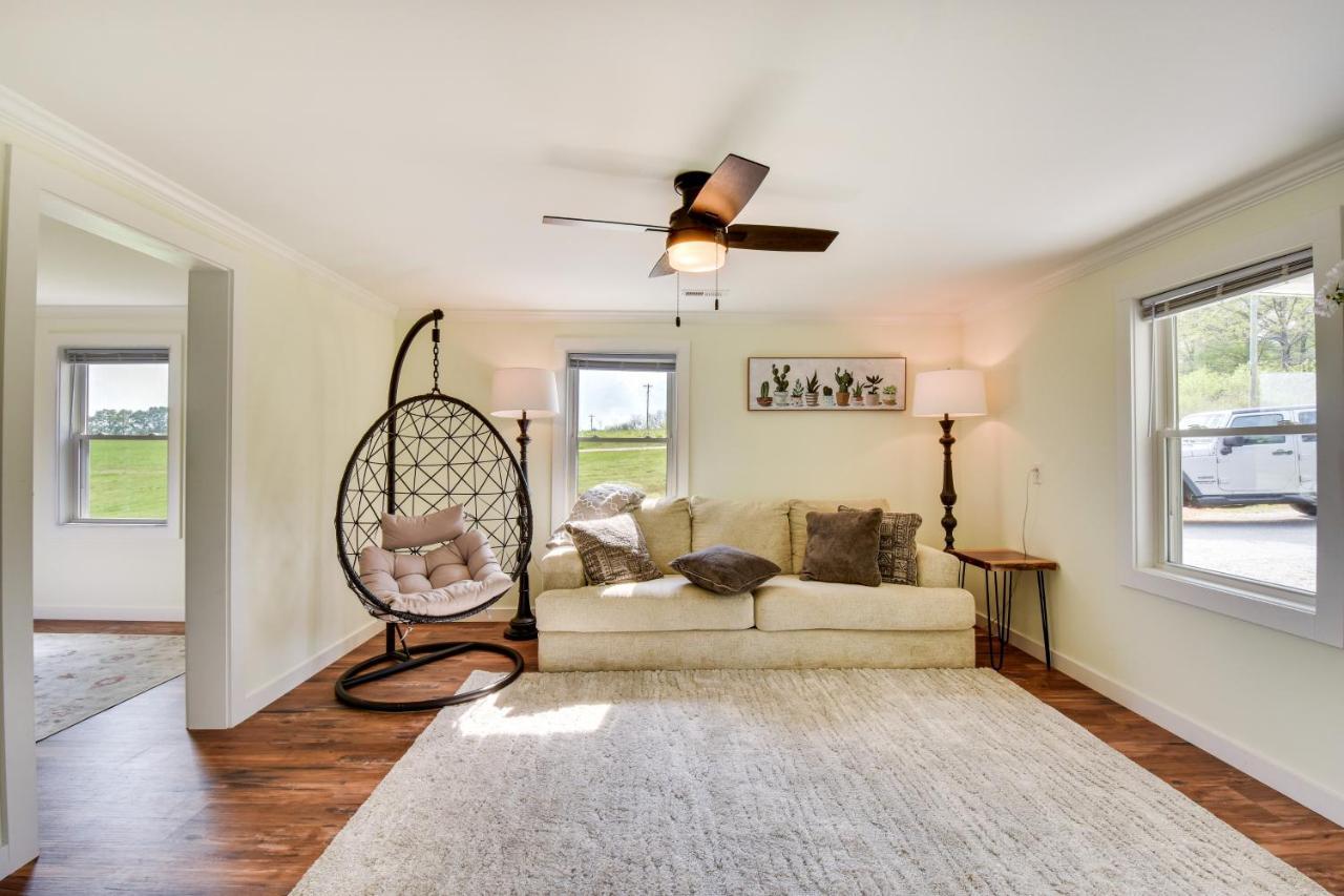 Cozy Fair Play Home With Deck 4 Mi To Lake Hartwell! Eksteriør billede