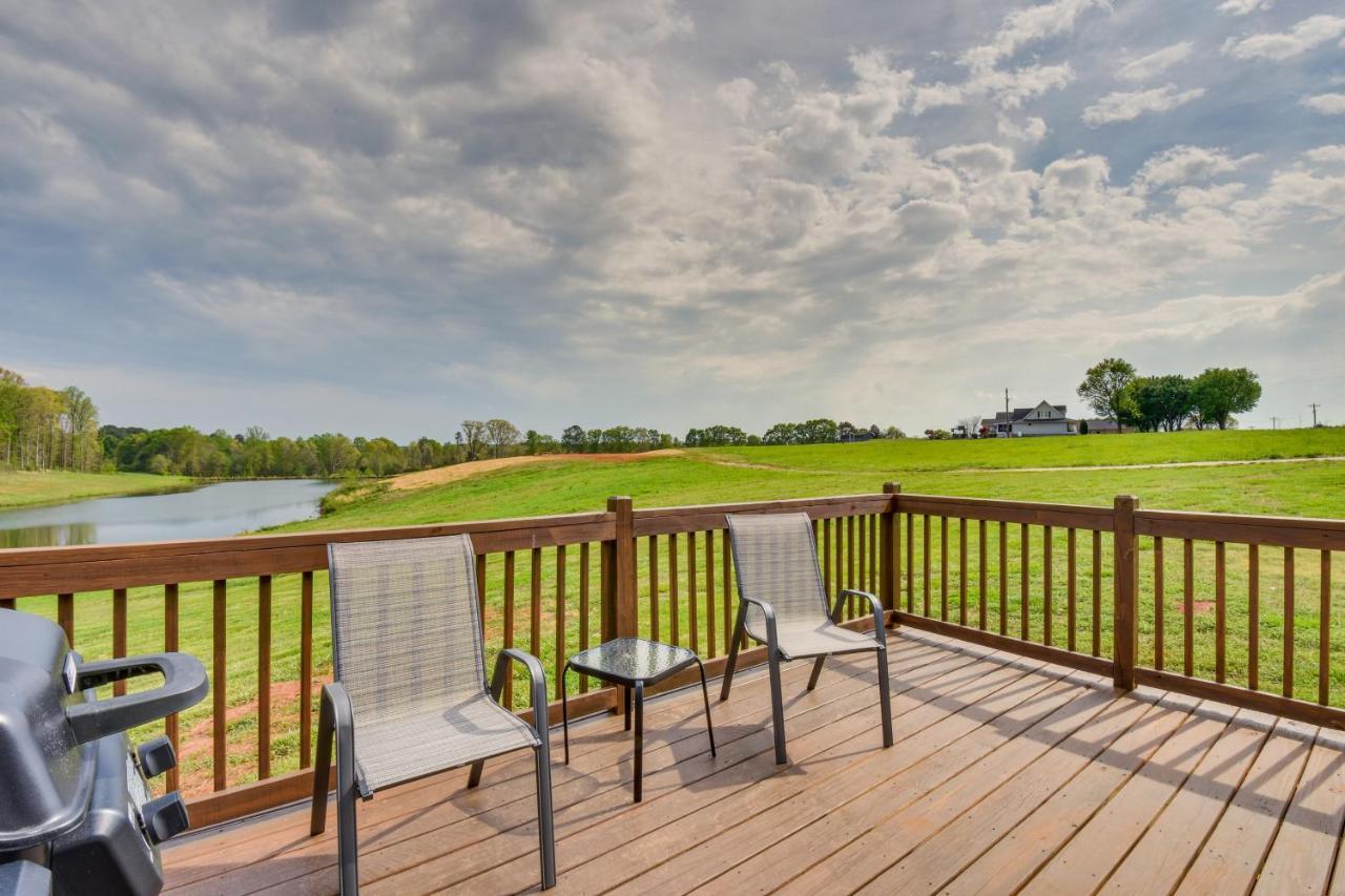 Cozy Fair Play Home With Deck 4 Mi To Lake Hartwell! Eksteriør billede