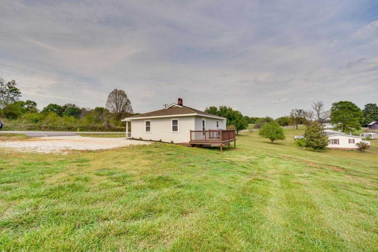 Cozy Fair Play Home With Deck 4 Mi To Lake Hartwell! Eksteriør billede