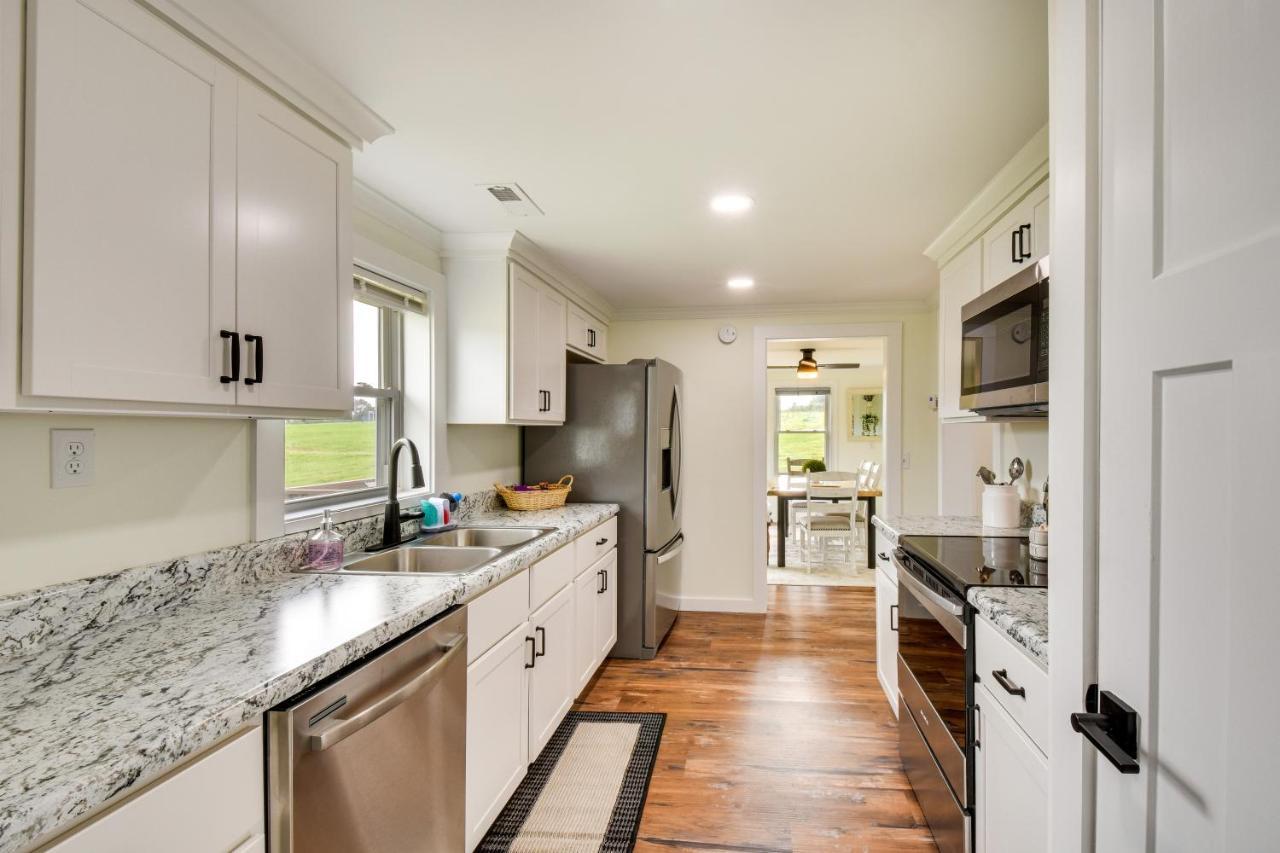 Cozy Fair Play Home With Deck 4 Mi To Lake Hartwell! Eksteriør billede